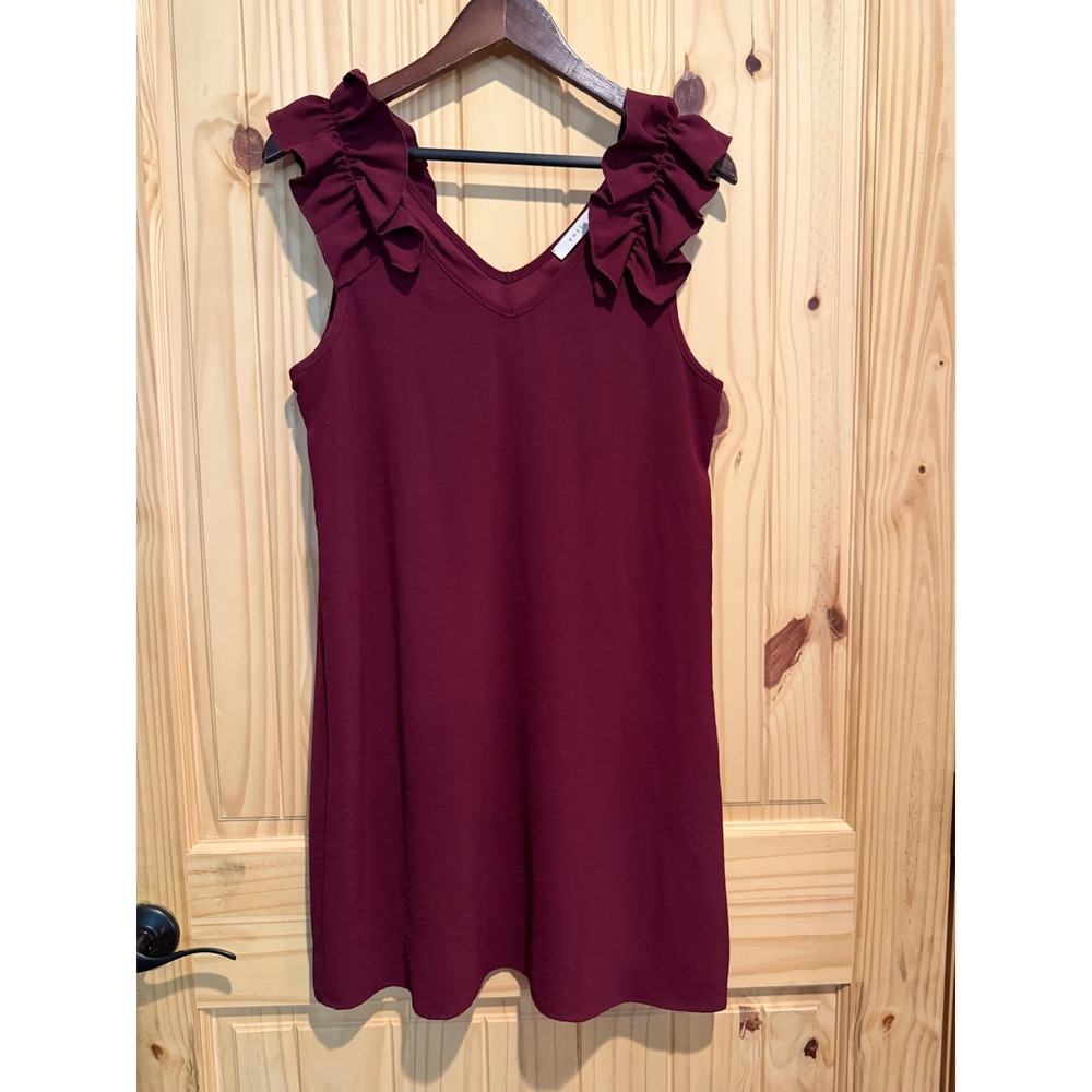 Entro Burgundy Ruffle Shoulder V-Neck Shift Mini Dress Medium Style 4819